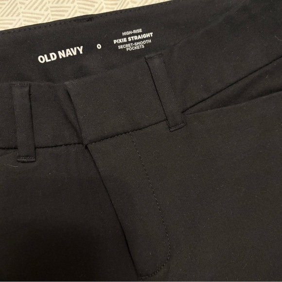 Old Navy High-Waisted Pixie Straight Pants Black Size 0 - Picture 5 of 8